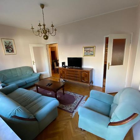 Ferienwohnung Stan Novi Sad 5G Wifi Exterior foto