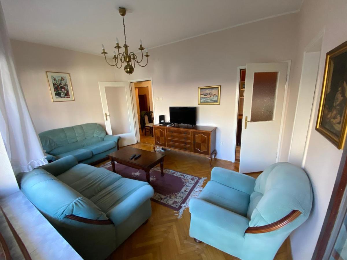 Ferienwohnung Stan Novi Sad 5G Wifi Exterior foto